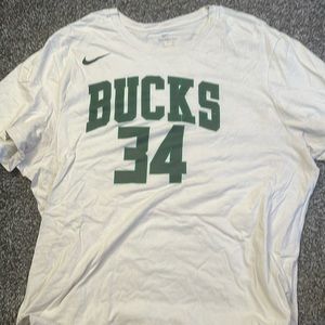 2022 Giannis city t shirt